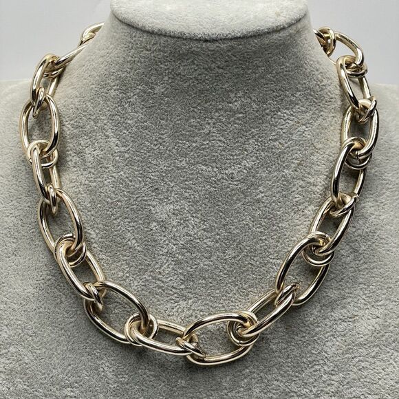 Gold Tone Chunky Oval Link Chain Curb Link Statement Timeless Classic Fashion - Picture 1 of 7